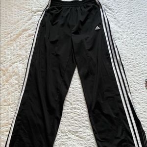 Adidas pants size M